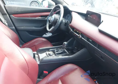 2020 Mazda Mazda3 Premium Package из США, поврежденный, VIN JM1BPBNM7L1160208
